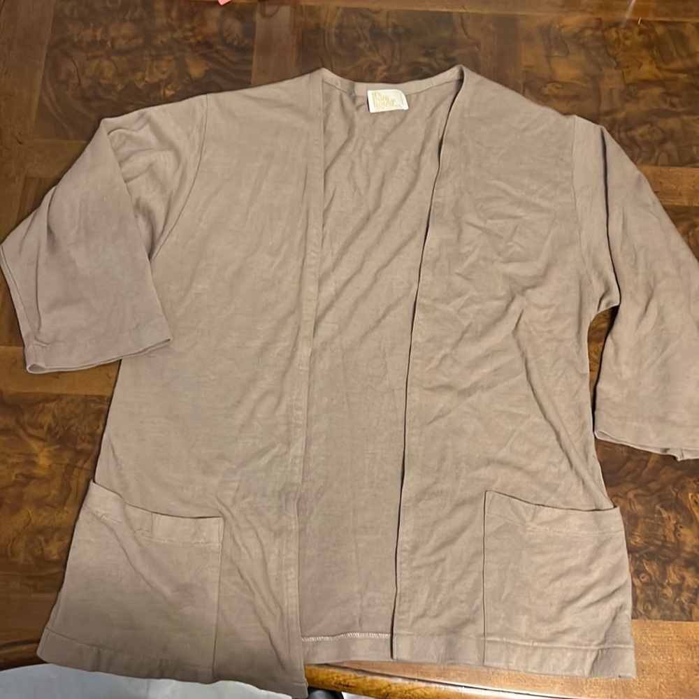 Light brown sweater with pockets
